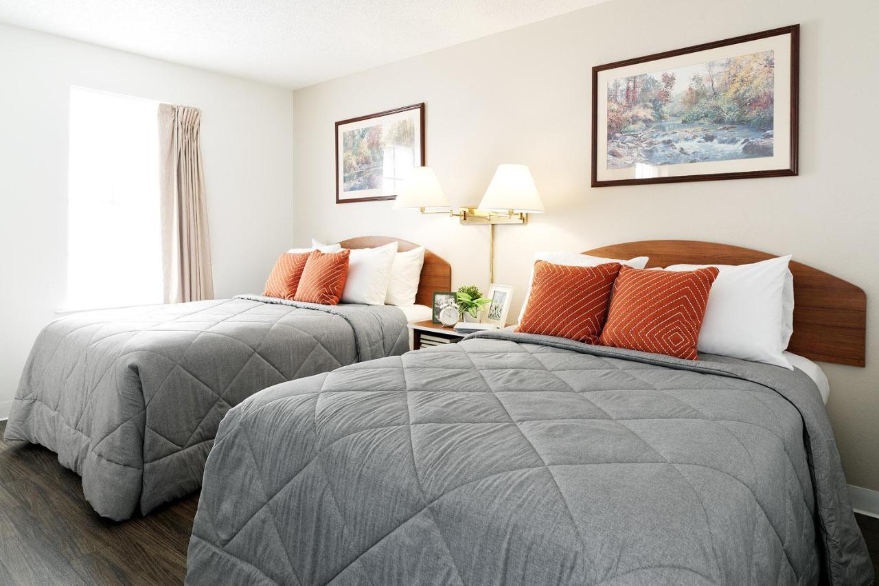 Intown Suites Extended Stay Greensboro Nc - Lanada מראה חיצוני תמונה